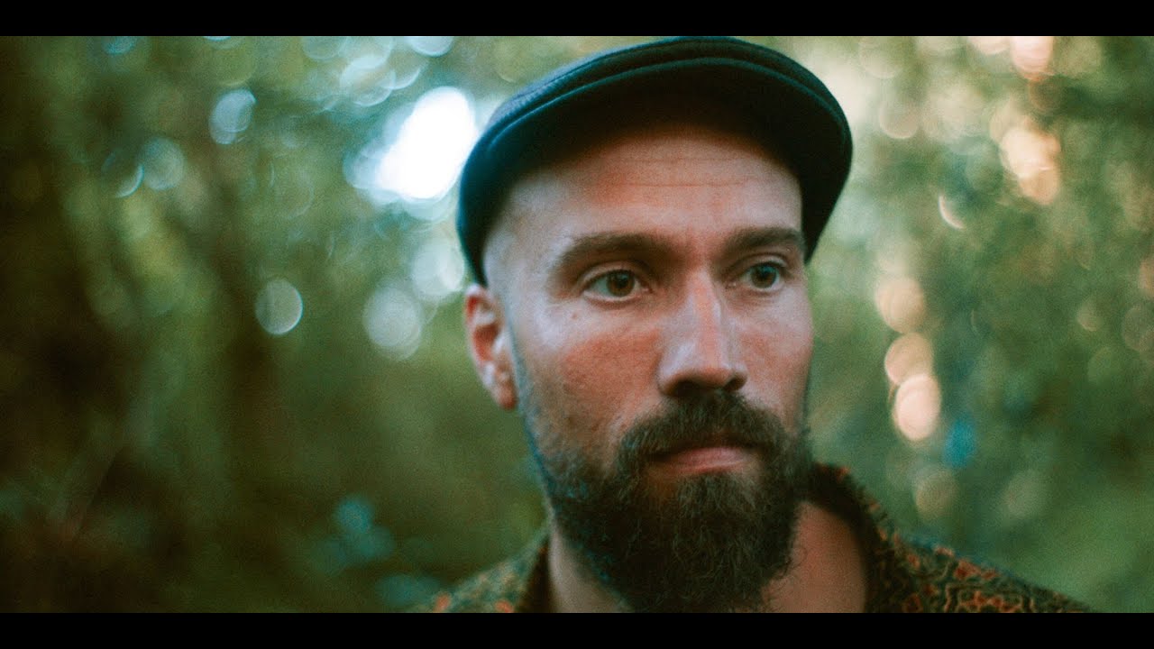 Titanic rise and tragic fall of legendary TV admen Keith Rose and David Feldman, whose careers defined an era before ending in dramatic collapse.